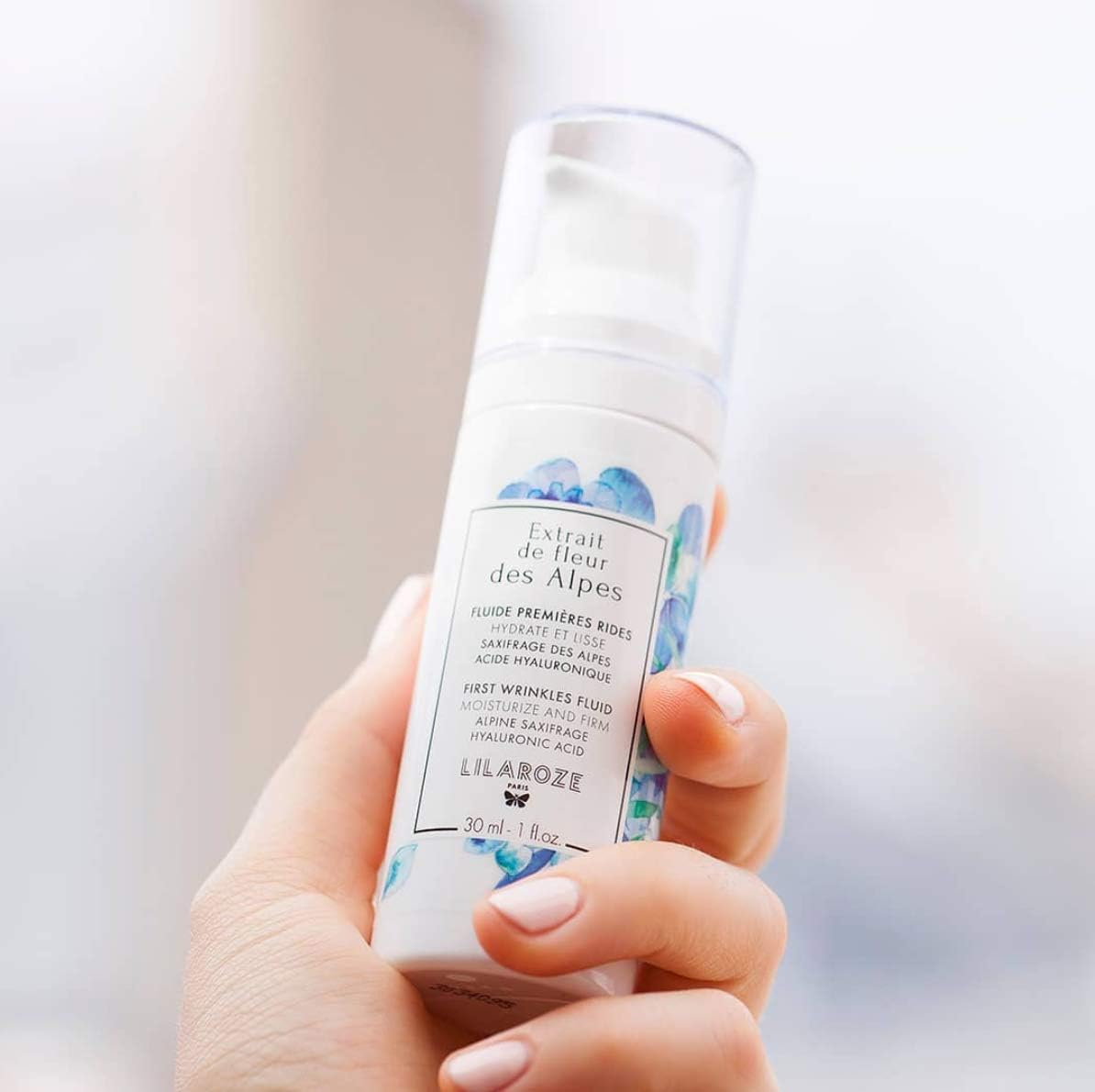 Lilaroze Paris - Fluido Primeras Arrugas Extracto Fleur Des Alpes Hidrata y Alisa Ácido Hialurónico