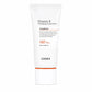 Une photo e-commerce de qualité professionnelle au format carré 1200x1200px. Le tube blanc de crème solaire "COSRX Vitamin E Vitalizing Sunscreen" de image_1832c2.png est photographié de face, parfaitement vertical et centré au milieu du cadre, reposant sur son large capuchon blanc doté d'une bague orangée. Le fond est un blanc studio immaculé, ultra-propre et sans ombres portées dures. Une lumière douce et diffuse élimine les reflets agressifs sur le plastique mat du tube, rendant le texte noir, le logo "C