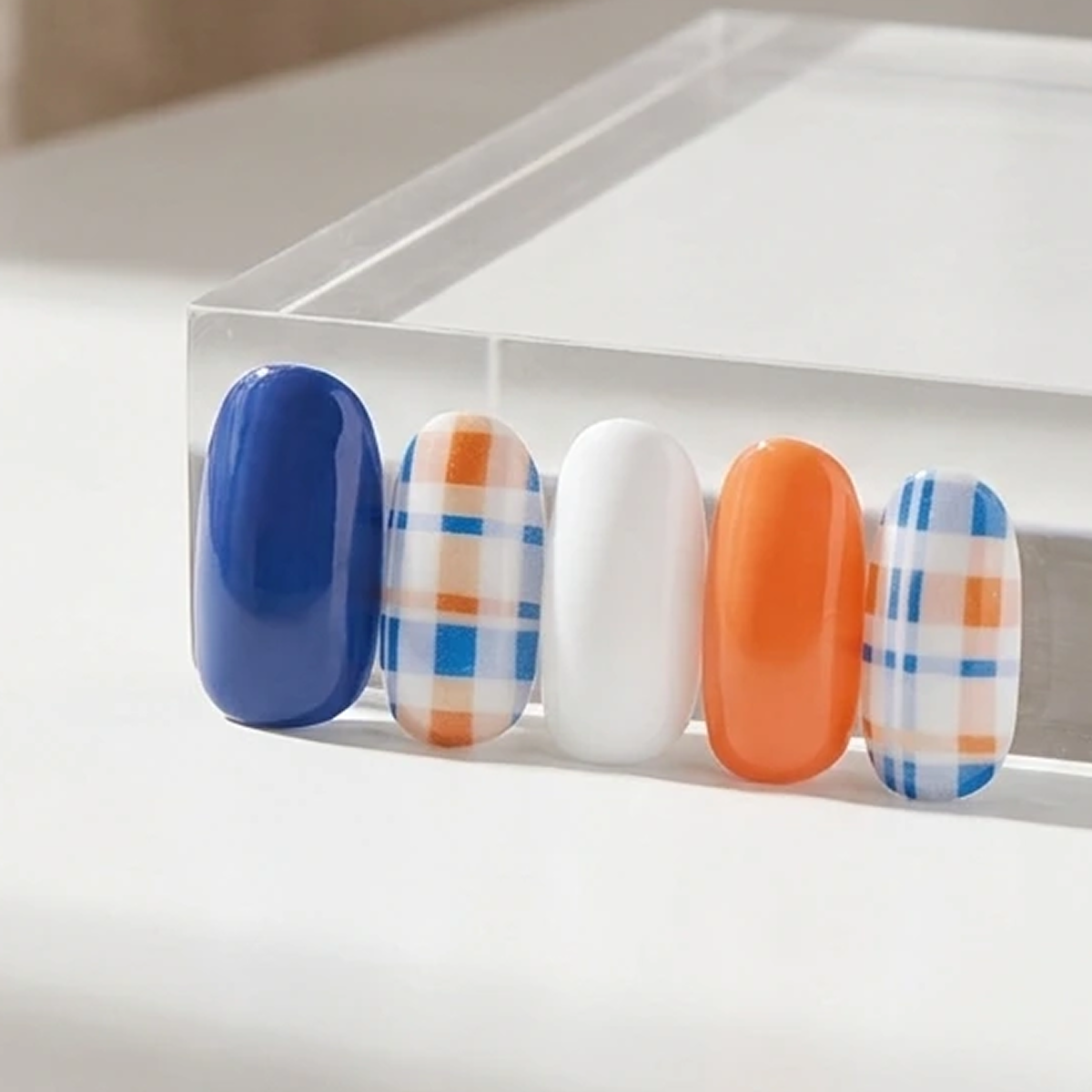 EDGE U - Joyful Check - Faux Ongles